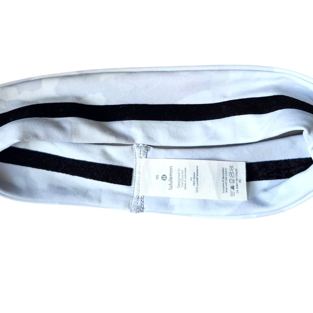 Lululemon Fly Away Tamer Headband Incognito Camo Alpine White Multi - Picture 4 of 5